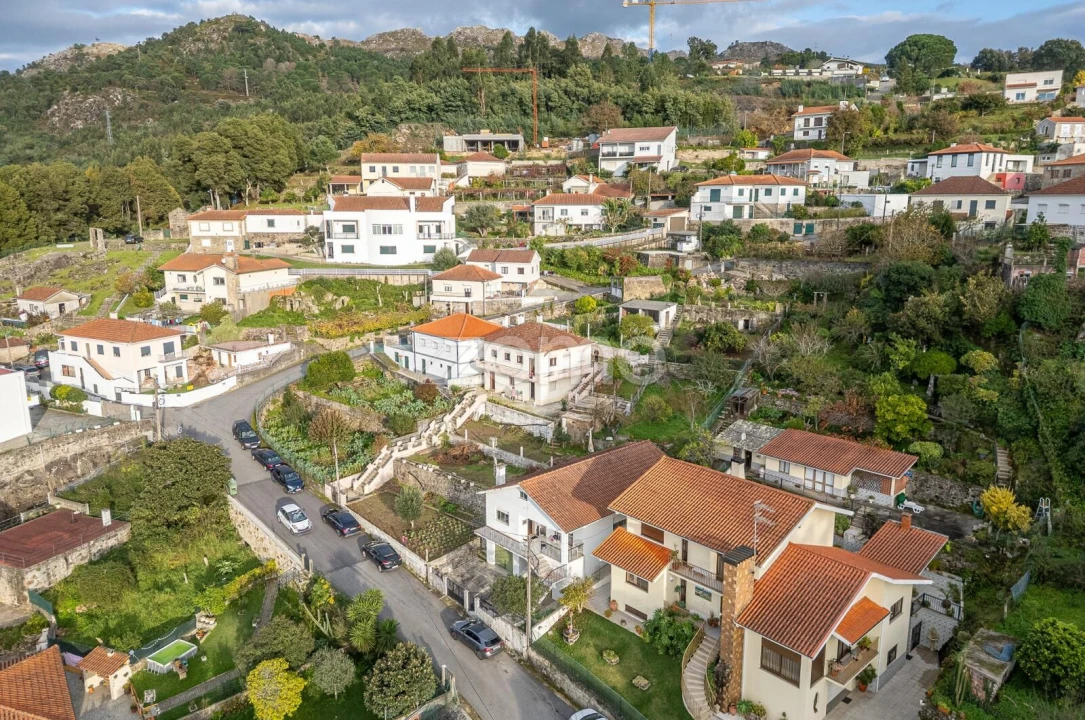 Moradia T3 para Venda em Vila Nova de Cerveira e Lovelhe Foto 44