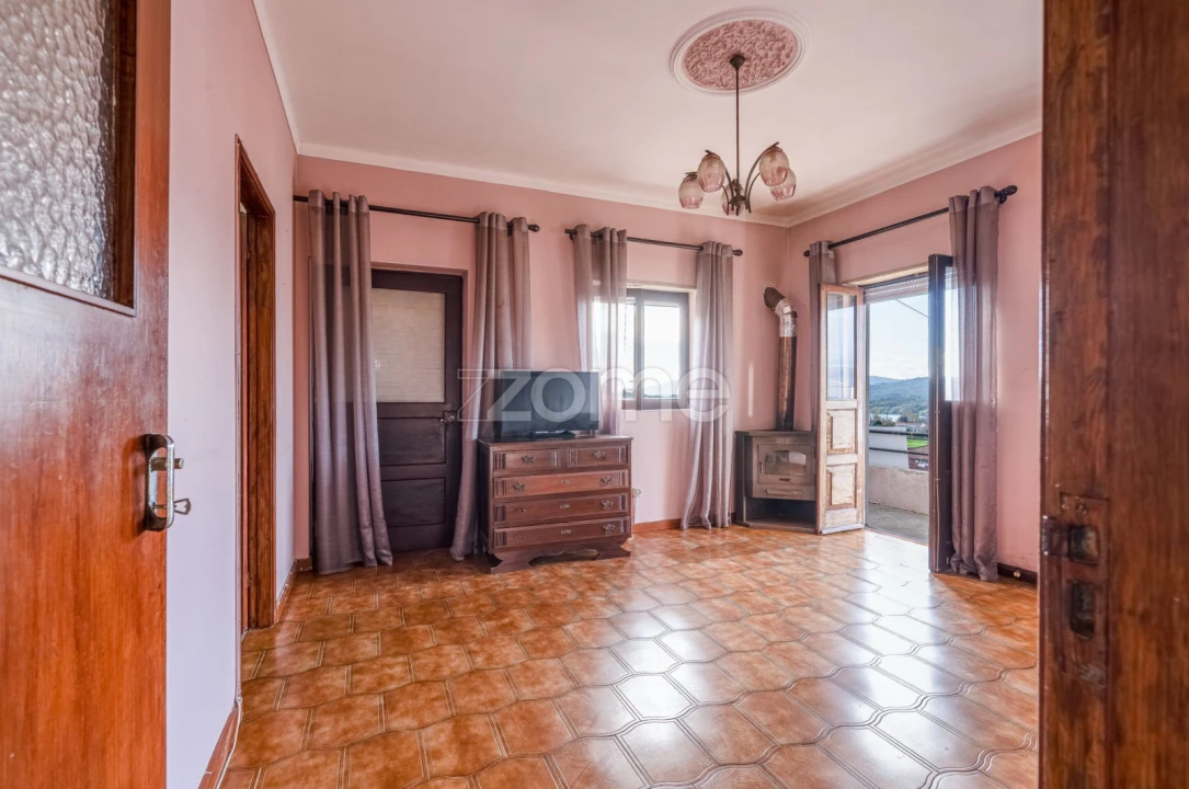 Moradia T3 para Venda em Vila Nova de Cerveira e Lovelhe Foto 6