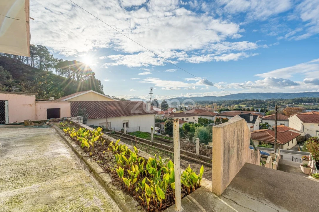 Moradia T3 para Venda em Vila Nova de Cerveira e Lovelhe Foto 32