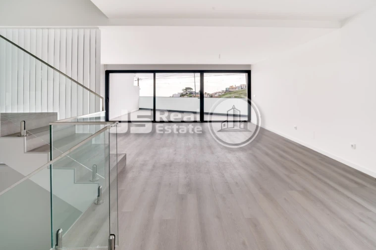 Moradia T3 para Venda em Santo Antonio Foto 7