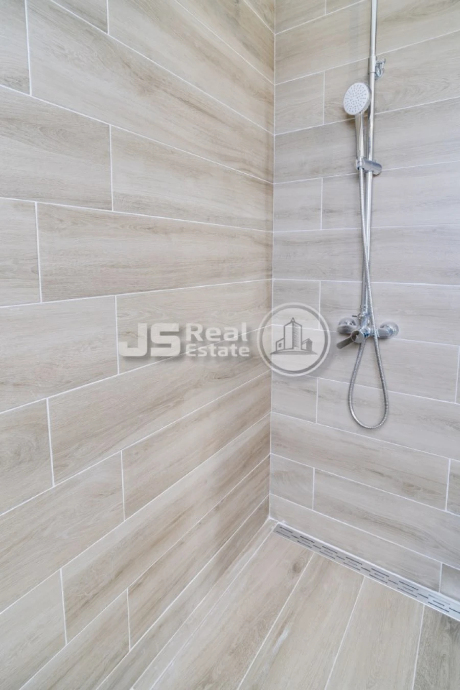 Moradia T3 para Venda em Santo Antonio Foto 28