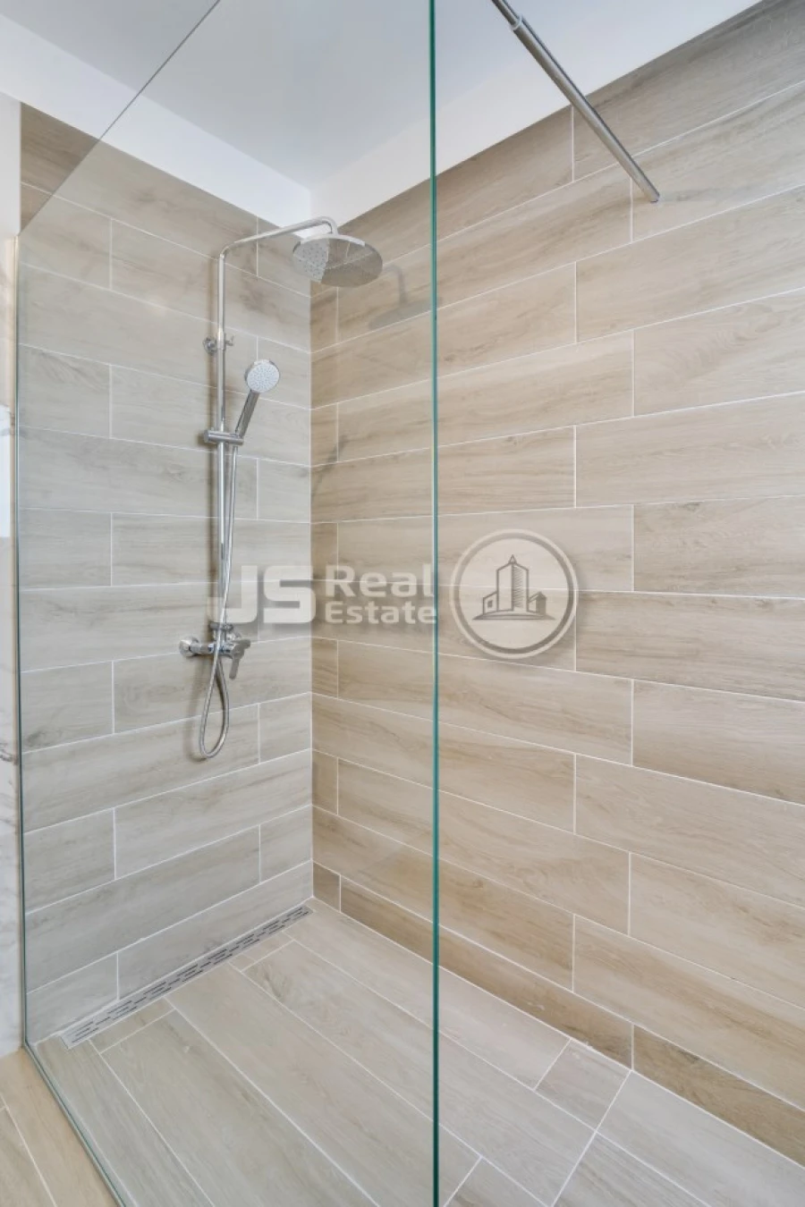 Moradia T3 para Venda em Santo Antonio Foto 35