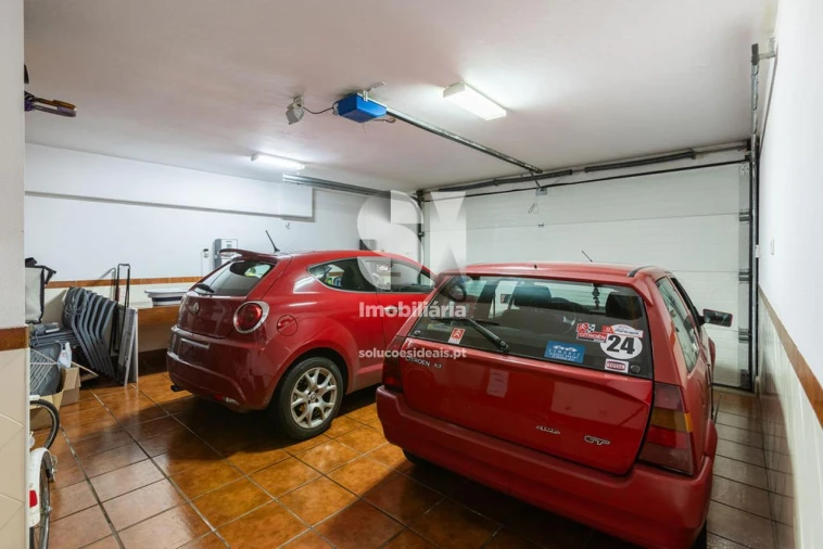 Moradia T3 para Venda em Folgosa Foto 36