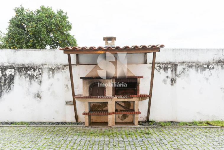 Moradia T3 para Venda em Folgosa Foto 38