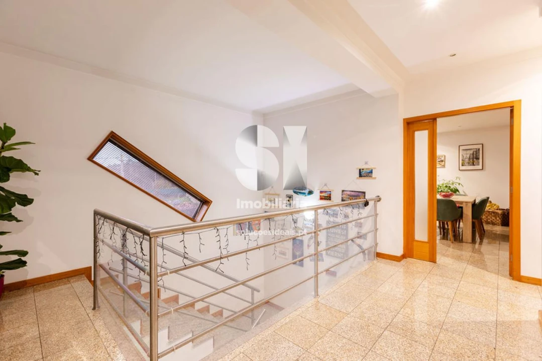 Moradia T3 para Venda em Folgosa Foto 3