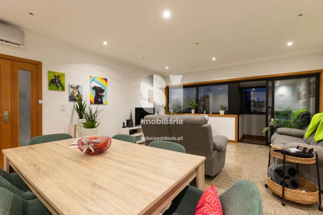 Moradia T3 para Venda em Folgosa Foto 11