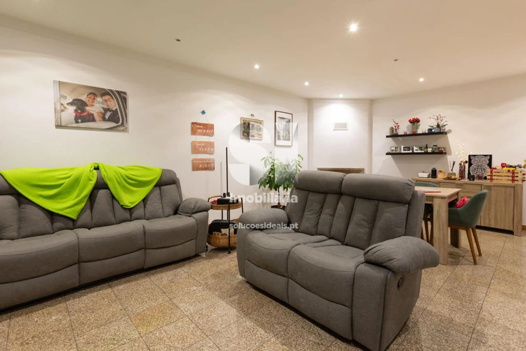 Moradia T3 para Venda em Folgosa Foto 15