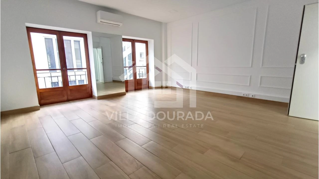 Escritório para Arrendamento em Cedofeita, Santo Ildefonso, Sé, Miragaia, São Nicolau e Vitória Foto 1