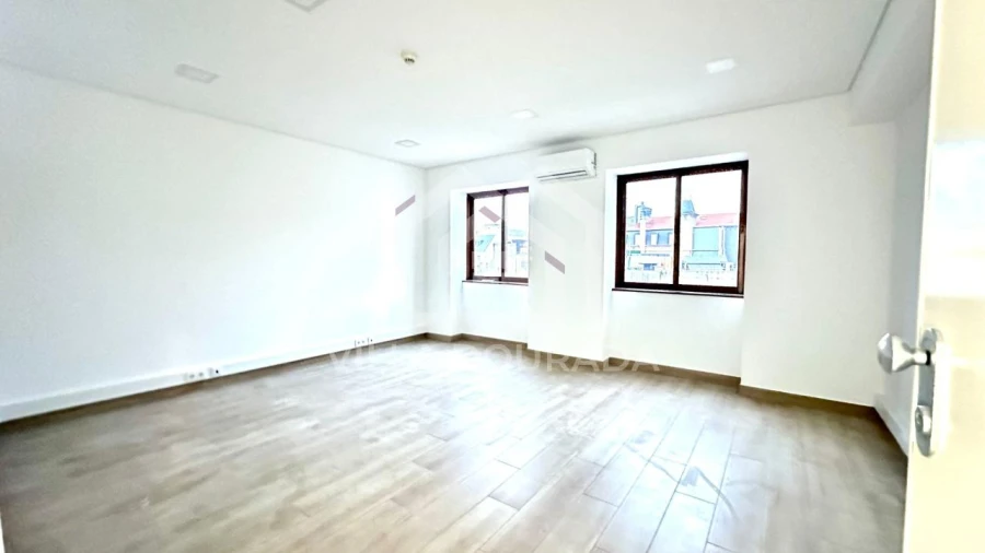 Escritório para Arrendamento em Cedofeita, Santo Ildefonso, Sé, Miragaia, São Nicolau e Vitória