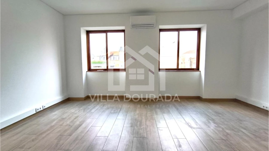 Escritório para Venda em Cedofeita, Santo Ildefonso, Sé, Miragaia, São Nicolau e Vitória Foto 5