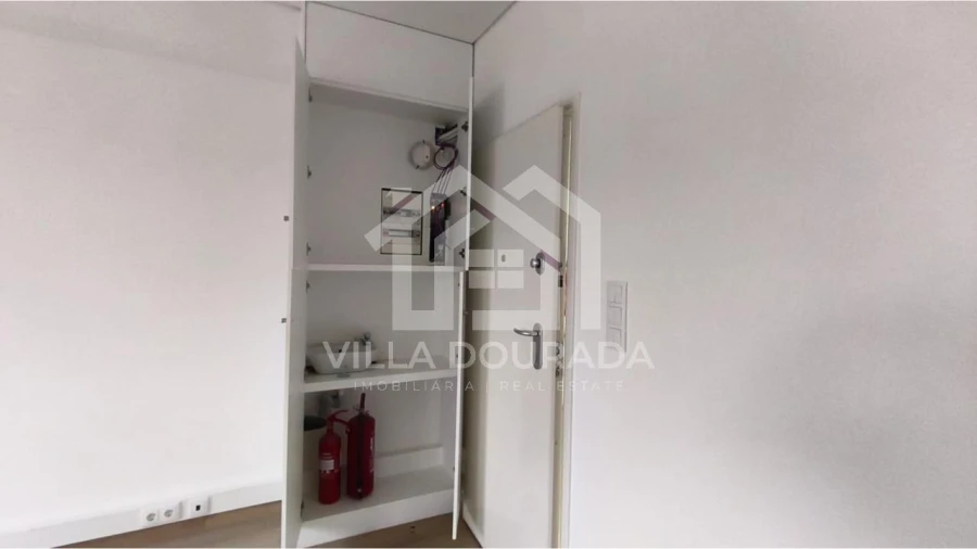 Escritório para Venda em Cedofeita, Santo Ildefonso, Sé, Miragaia, São Nicolau e Vitória Foto 10