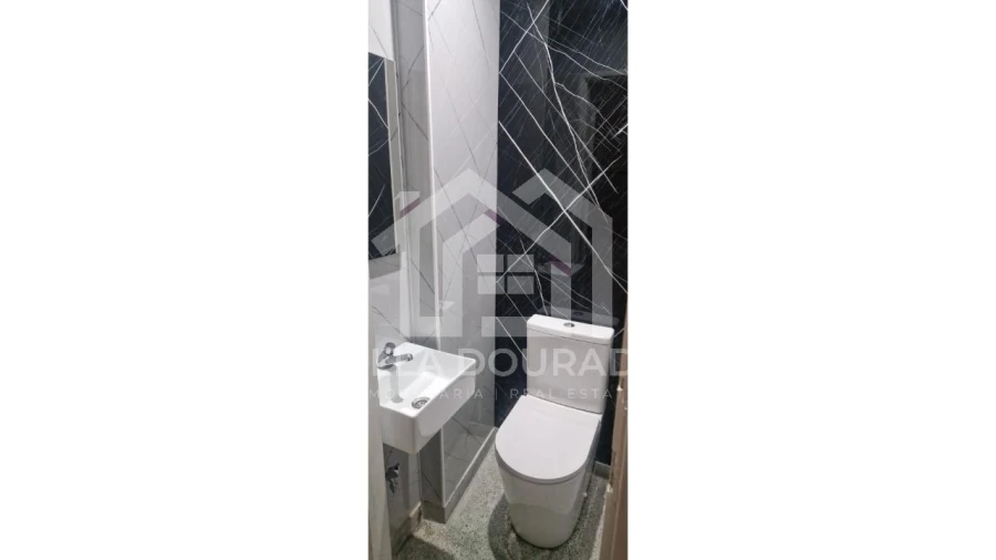 Escritório para Venda em Cedofeita, Santo Ildefonso, Sé, Miragaia, São Nicolau e Vitória Foto 15