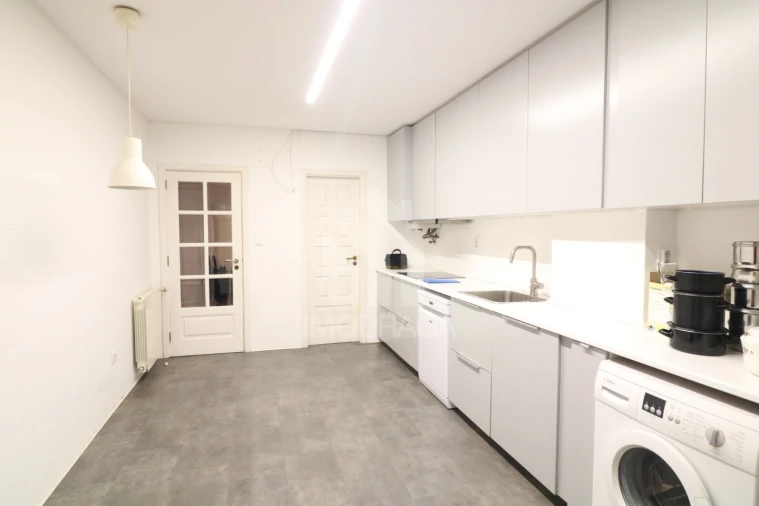 Apartamento T3 para Arrendamento em São Vitor (Braga) Foto 5