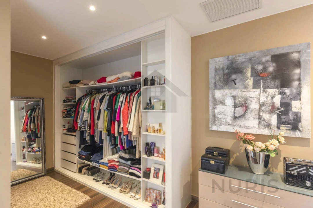 Moradia T4 para Venda em Mexilhoeira Grande Foto 25