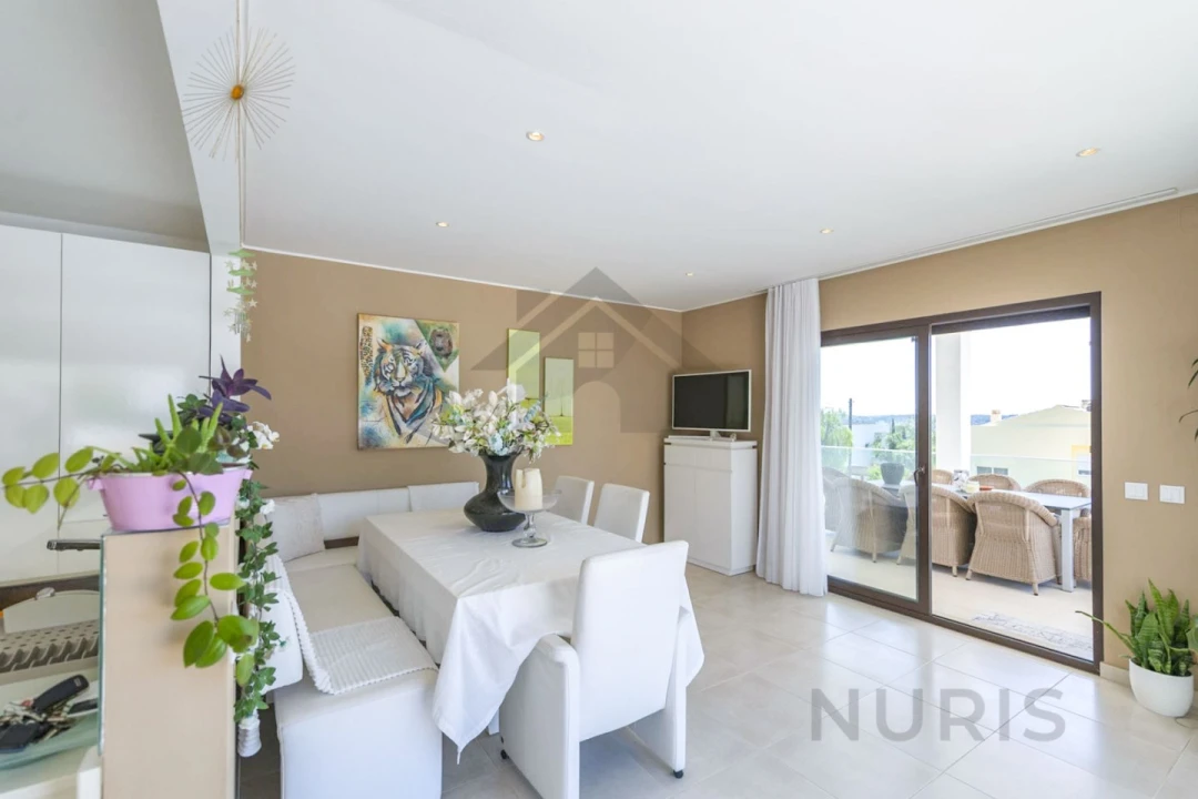 Moradia T4 para Venda em Mexilhoeira Grande Foto 47