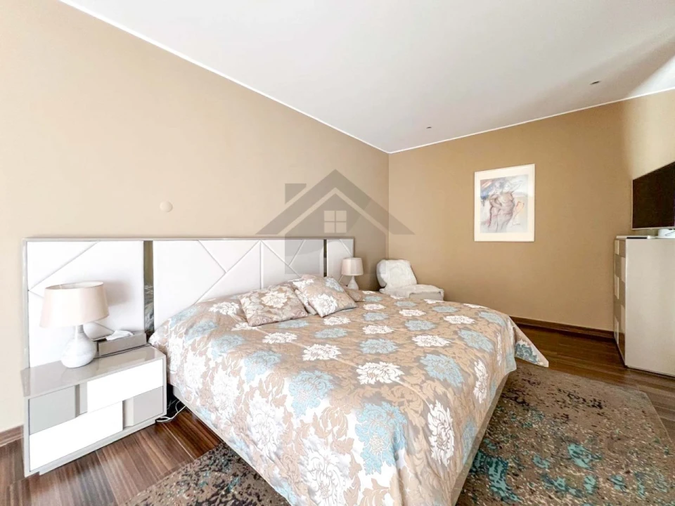 Moradia T4 para Venda em Mexilhoeira Grande Foto 104