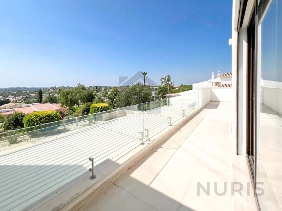 Moradia T4 para Venda em Mexilhoeira Grande Foto 112