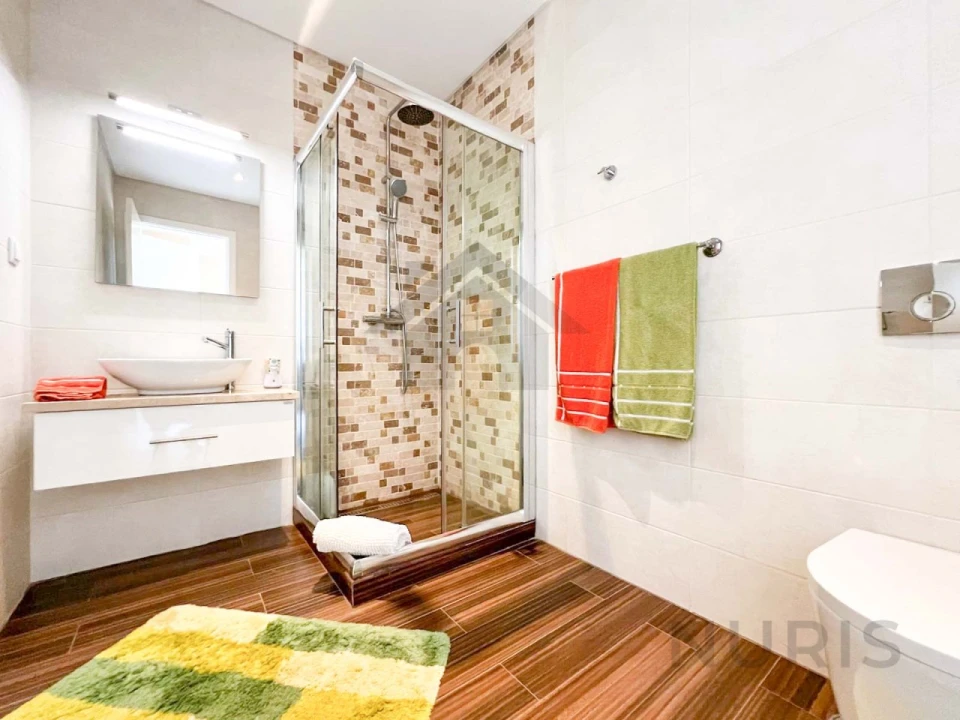 Moradia T4 para Venda em Mexilhoeira Grande Foto 114