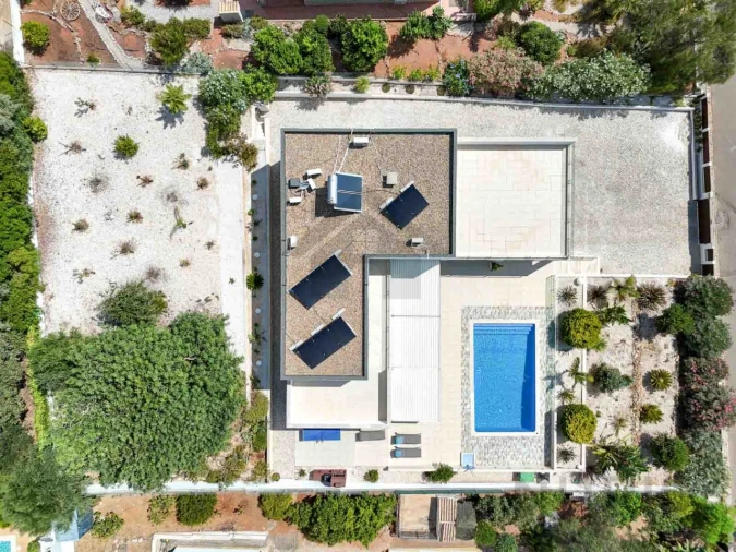 Moradia T4 para Venda em Mexilhoeira Grande Foto 3