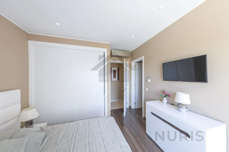 Moradia T4 para Venda em Mexilhoeira Grande Foto 22