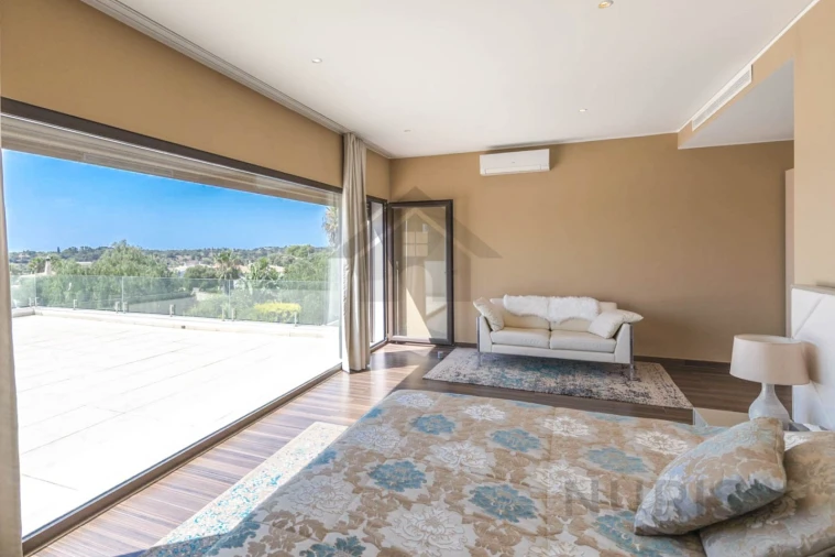 Moradia T4 para Venda em Mexilhoeira Grande Foto 27