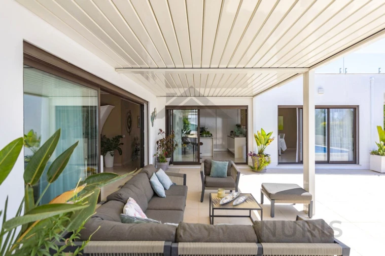 Moradia T4 para Venda em Mexilhoeira Grande Foto 61