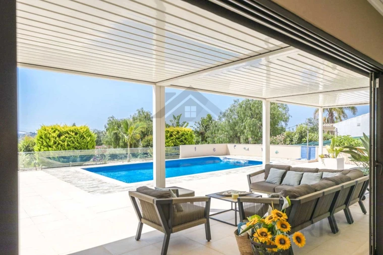 Moradia T4 para Venda em Mexilhoeira Grande Foto 73