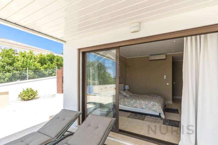 Moradia T4 para Venda em Mexilhoeira Grande Foto 83