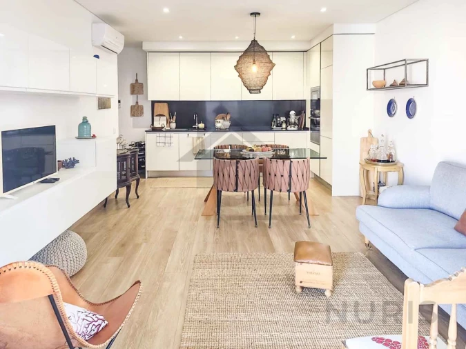 Apartamento T3 para Venda em Portimão Foto 2