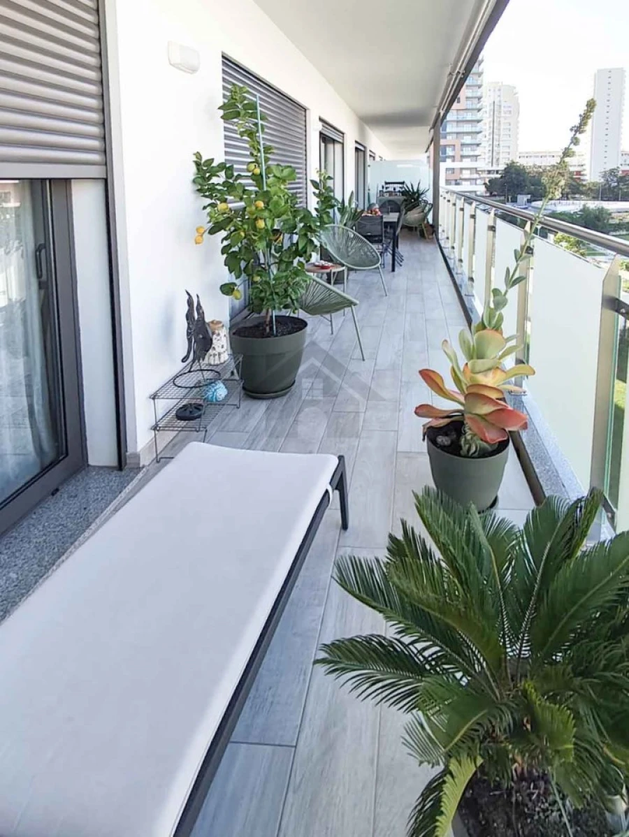 Apartamento T3 para Venda em Portimão Foto 14