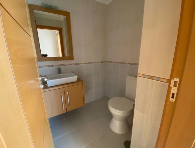 Apartamento T2 para Venda em Loule (São Clemente) Foto 7