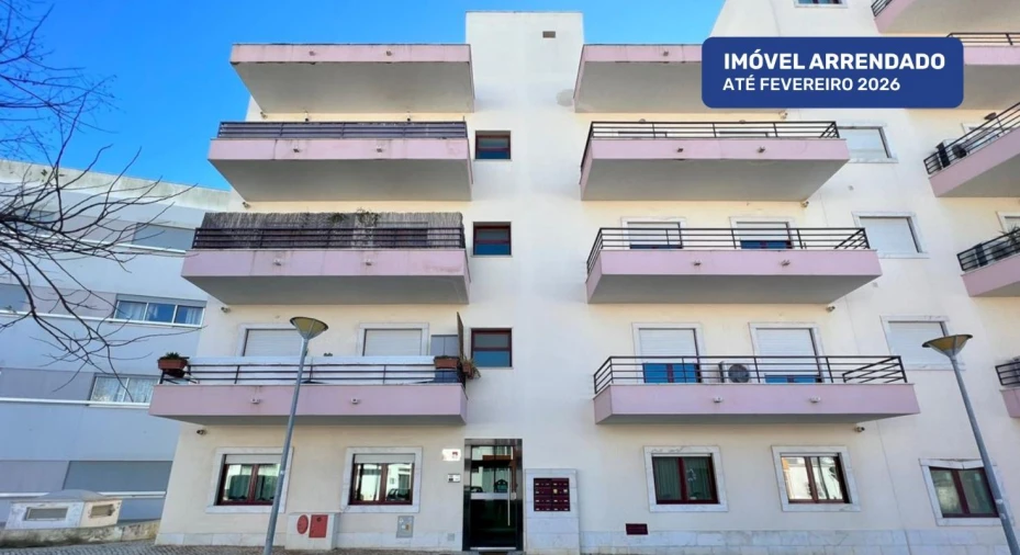 Apartamento T2 para Venda em Loule (São Clemente) Foto 1