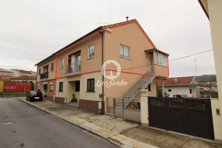Apartamento T2 para Venda em Fafe Foto 1