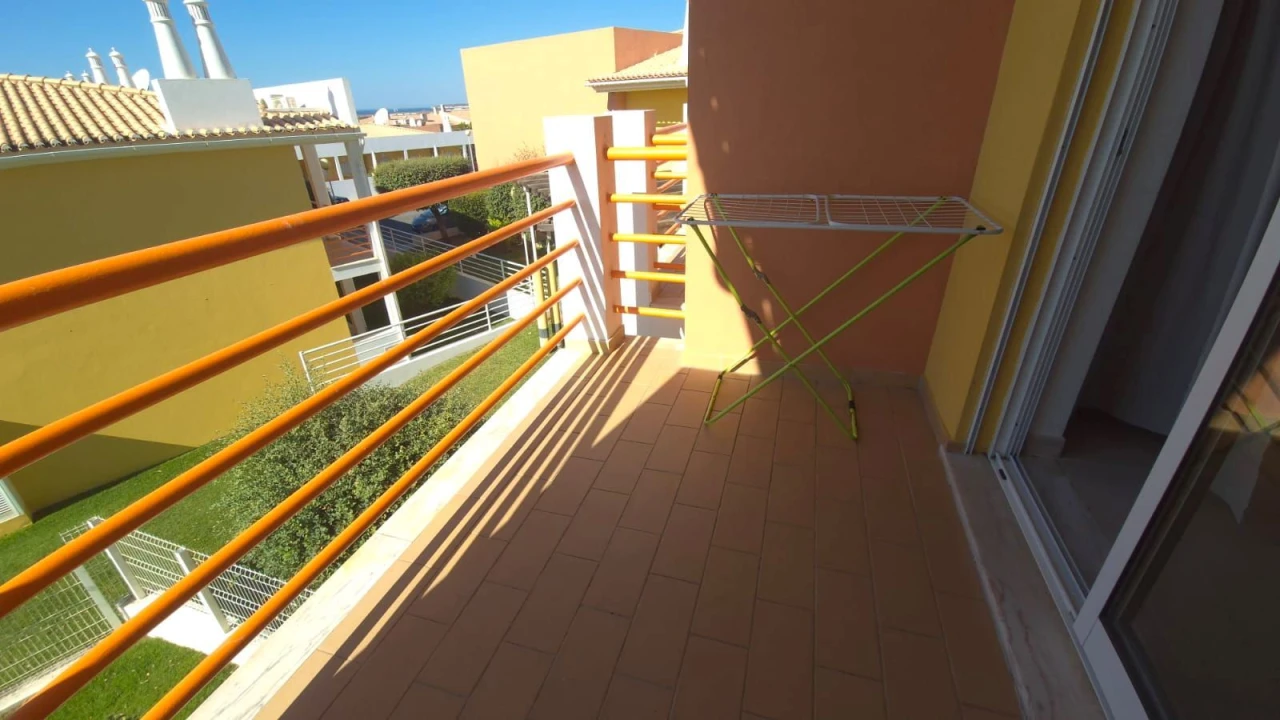 Apartamento T2 para Venda em Guia Foto 15