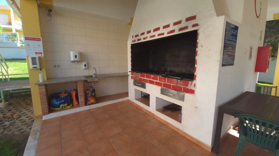 Apartamento T2 para Venda em Guia Foto 12