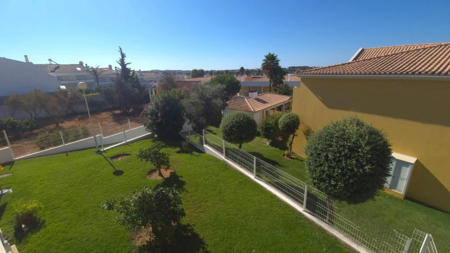 Apartamento T2 para Venda em Guia Foto 20