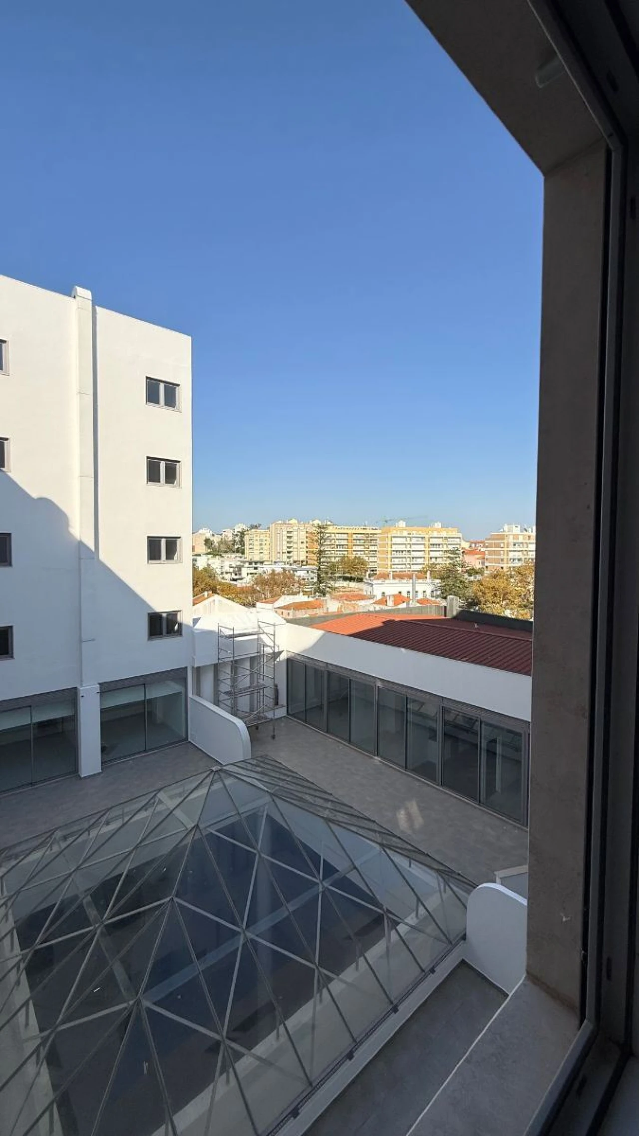 Apartamento T0 para Venda em Buarcos Foto 9