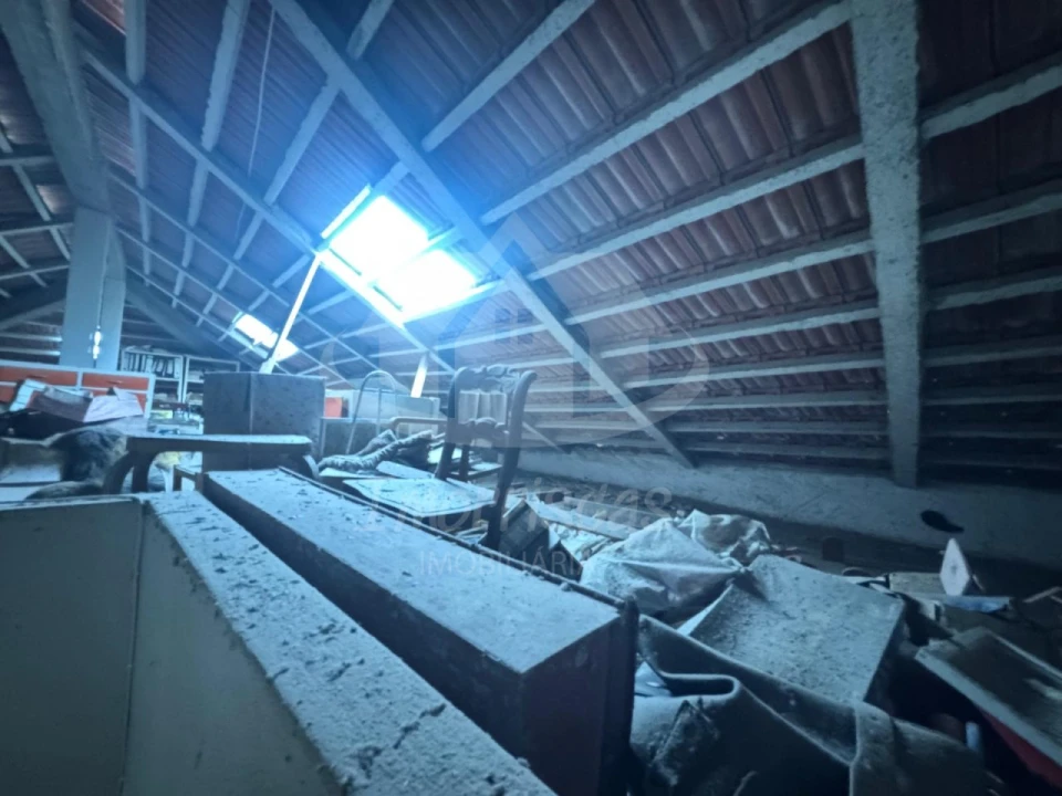 Moradia T6 para Venda em Fanhões Foto 43