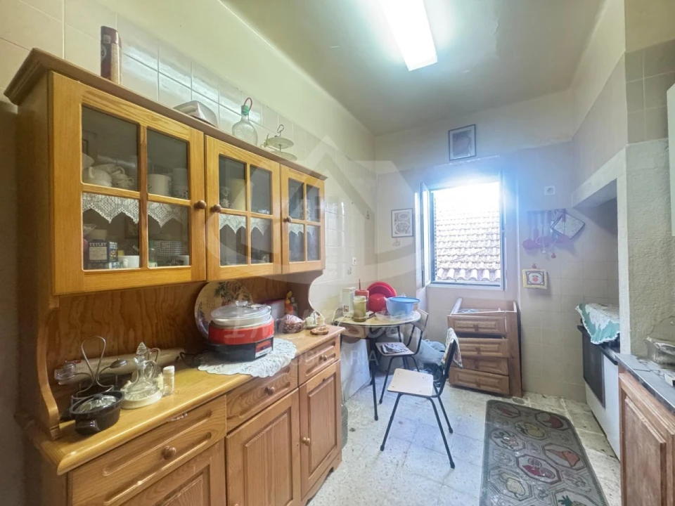 Moradia T6 para Venda em Fanhões Foto 13