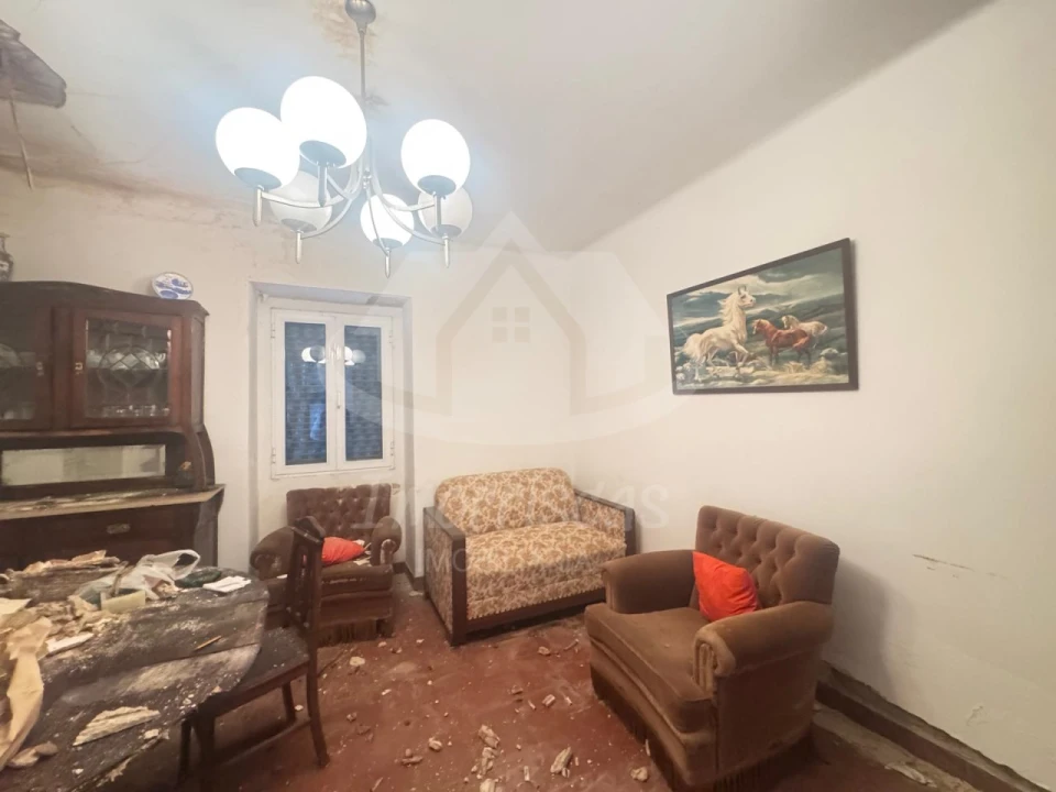 Moradia T6 para Venda em Fanhões Foto 7