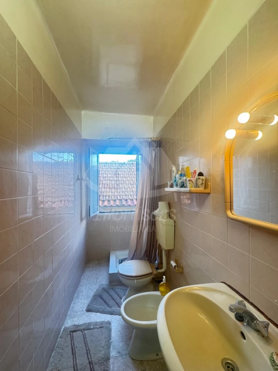 Moradia T6 para Venda em Fanhões Foto 31