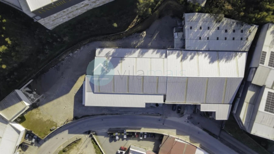 Armazém para Venda em Rebordosa Foto 13