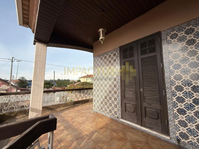 Moradia T4 para Venda em Castêlo da Maia Foto 4