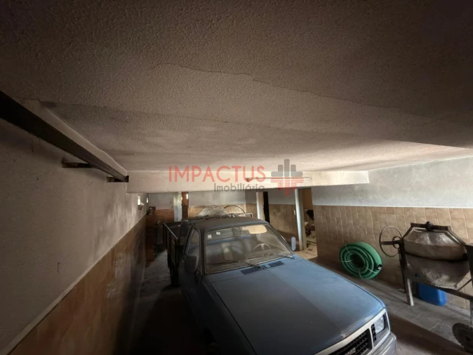 Moradia T4 para Venda em Castêlo da Maia Foto 29