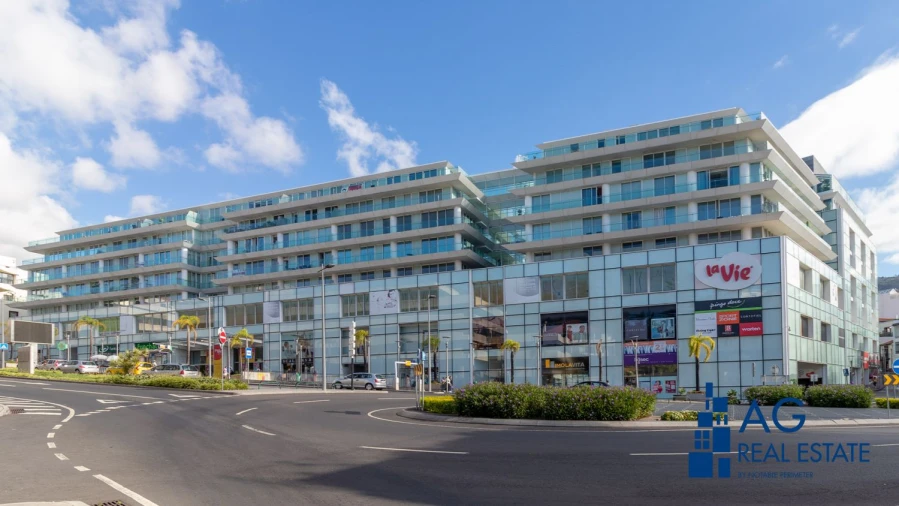 Loja para Venda em Funchal (Se)