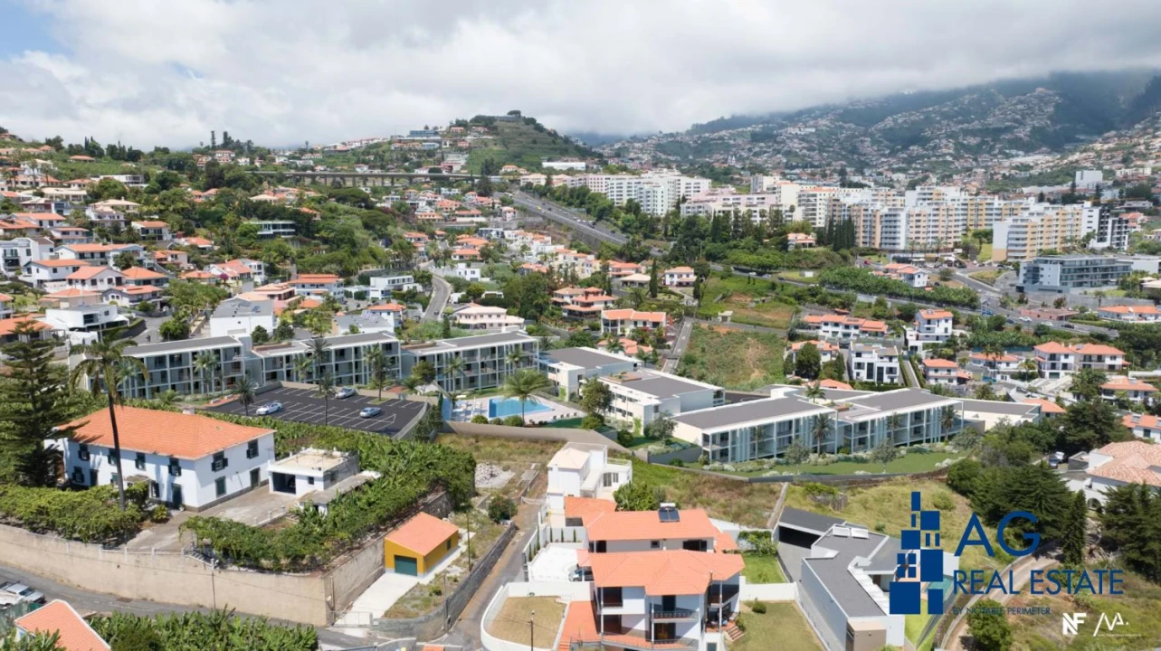Apartamento T1 para Venda em São Martinho Foto 14