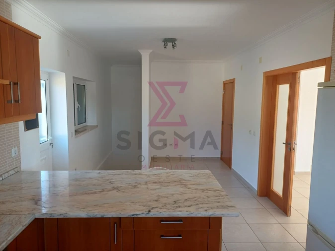 Moradia T3 para Venda em Roliça Foto 10