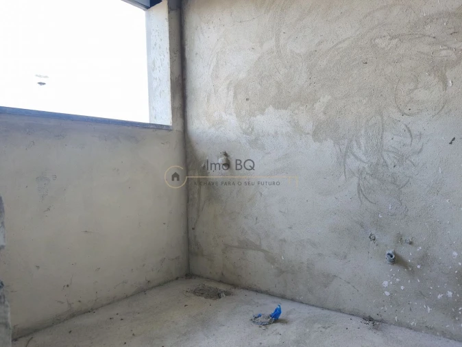 Moradia T5 para Venda em Azeitão (São Lourenço e São Simão) Foto 2