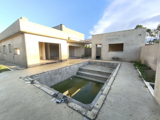 Moradia T5 para Venda em Azeitão (São Lourenço e São Simão) Foto 31