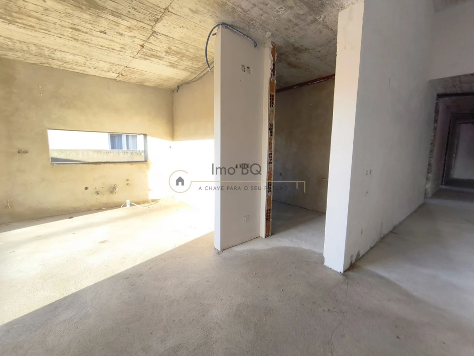 Moradia T5 para Venda em Azeitão (São Lourenço e São Simão) Foto 24